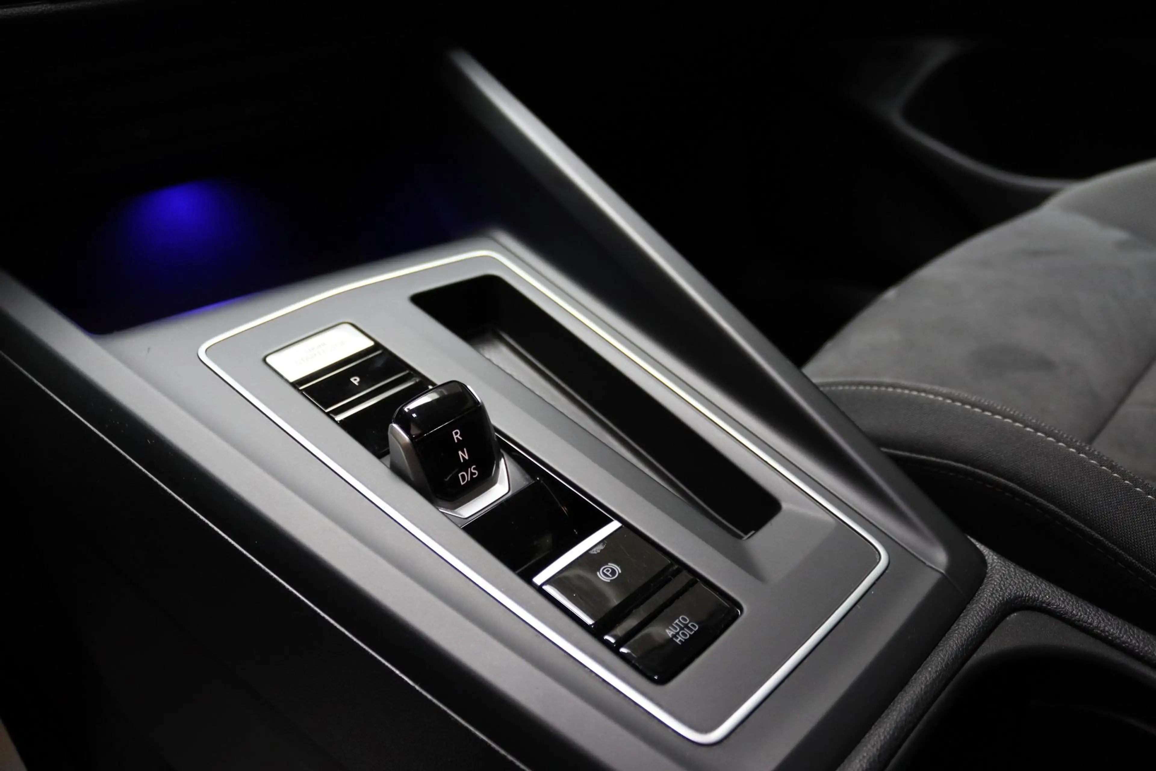 Volkswagen e-Golf VIII 1.4 eHybrid Style 150 kW (204 PS), Doppelk... — photo 12