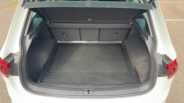 Volkswagen Tiguan view 14