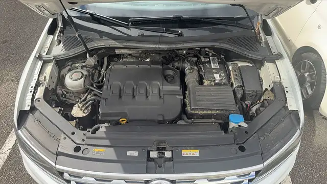 Volkswagen Tiguan view 15