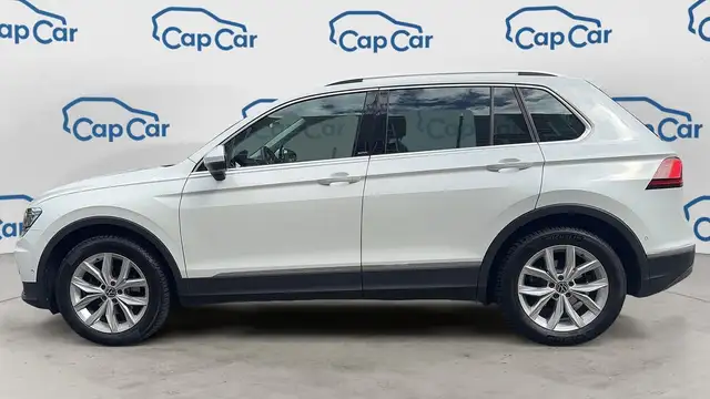 Volkswagen Tiguan view 2