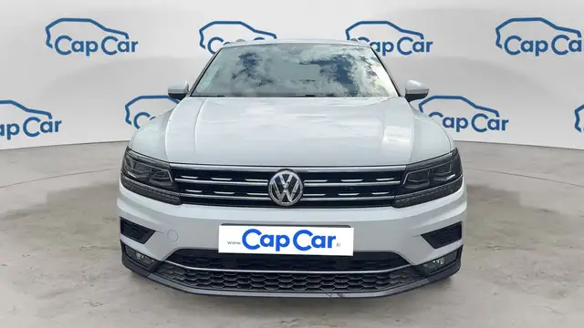 Volkswagen Tiguan view 5