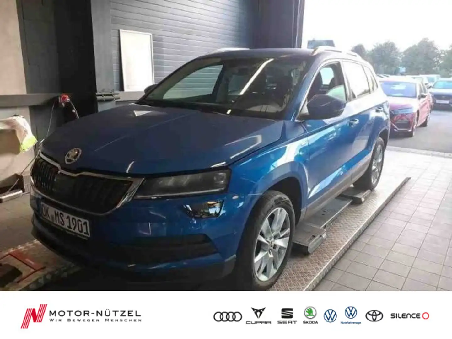 Skoda Karoq 2.0 TDI CLEVER LED+ACC+NAVI+APP+2xSHZ+360° Blau - 1