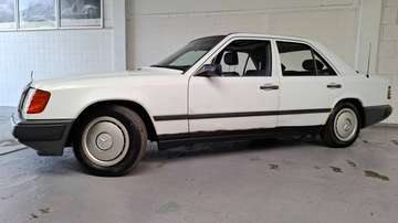 200-500 (W124) - 200 D SURVIVOR/2e DUITSE EIGENAAR/S/K-DAK/LAGE KM'S!