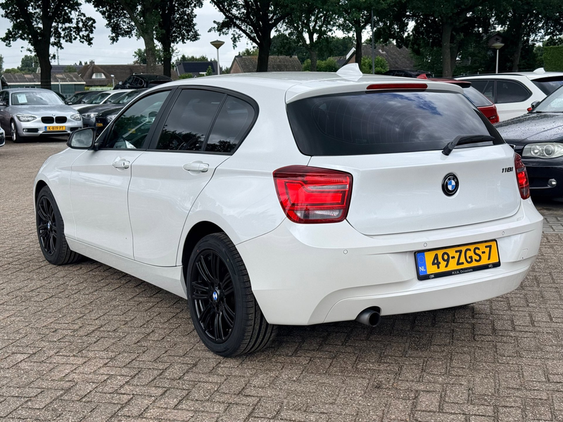 BMW 118 1-serie 118i Upgrade Edition Sport|Nieuwe Ketting — photo 10