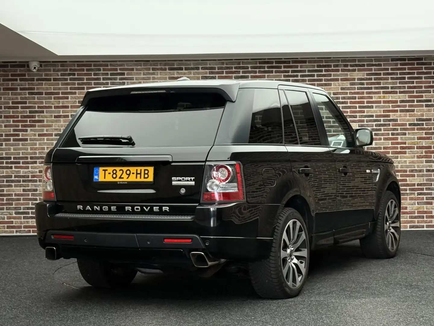 Land Rover Range Rover Sport 5.0 V8 Supercharged | Dak| Harman/Kardon| Camera| Zwart - 2