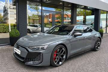 e-tron GT Performance l 843 pk I Ceramic l Carbon