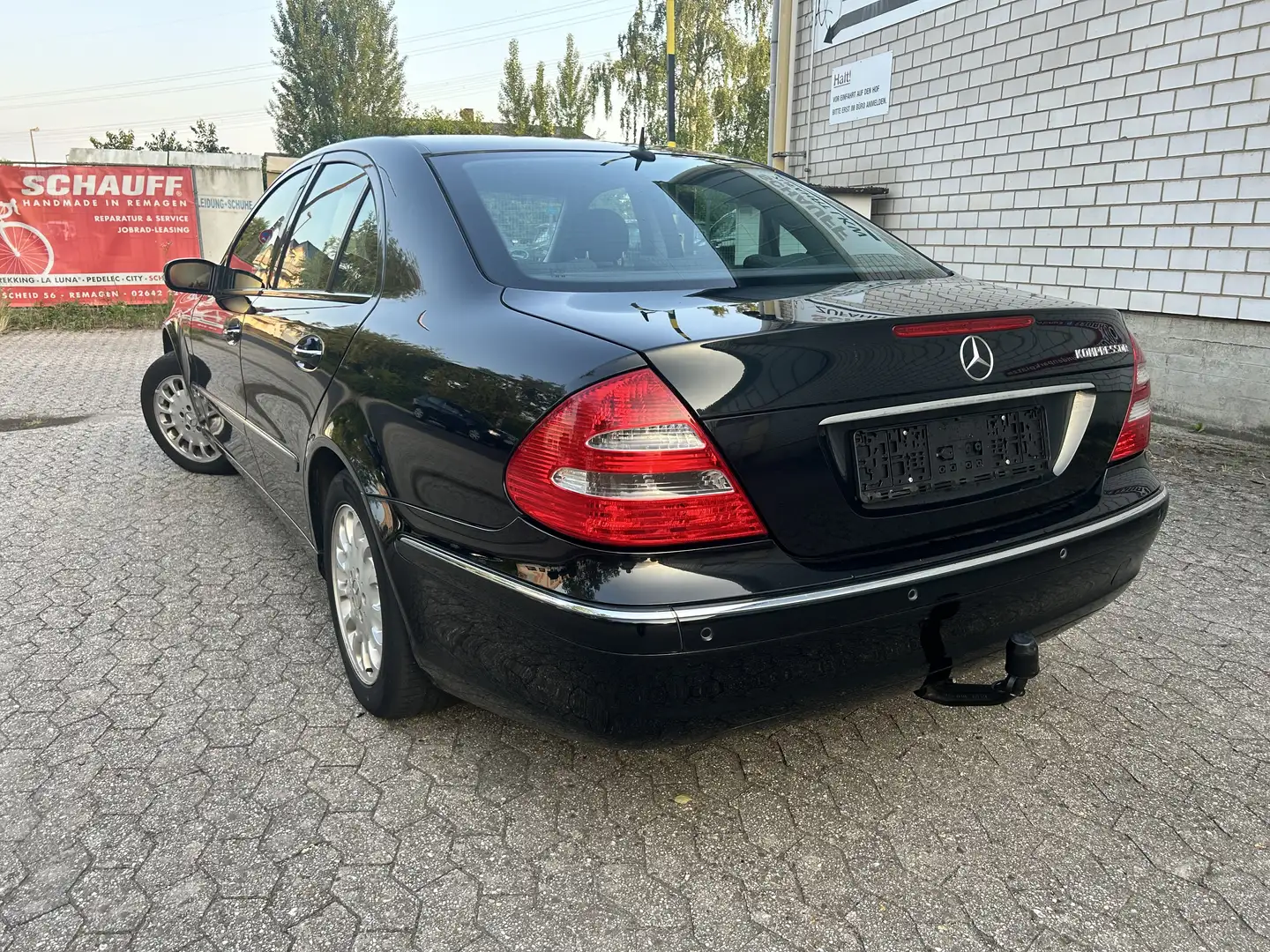 Mercedes-Benz E 200 E 200 Kompressor Automatik Negro - 2