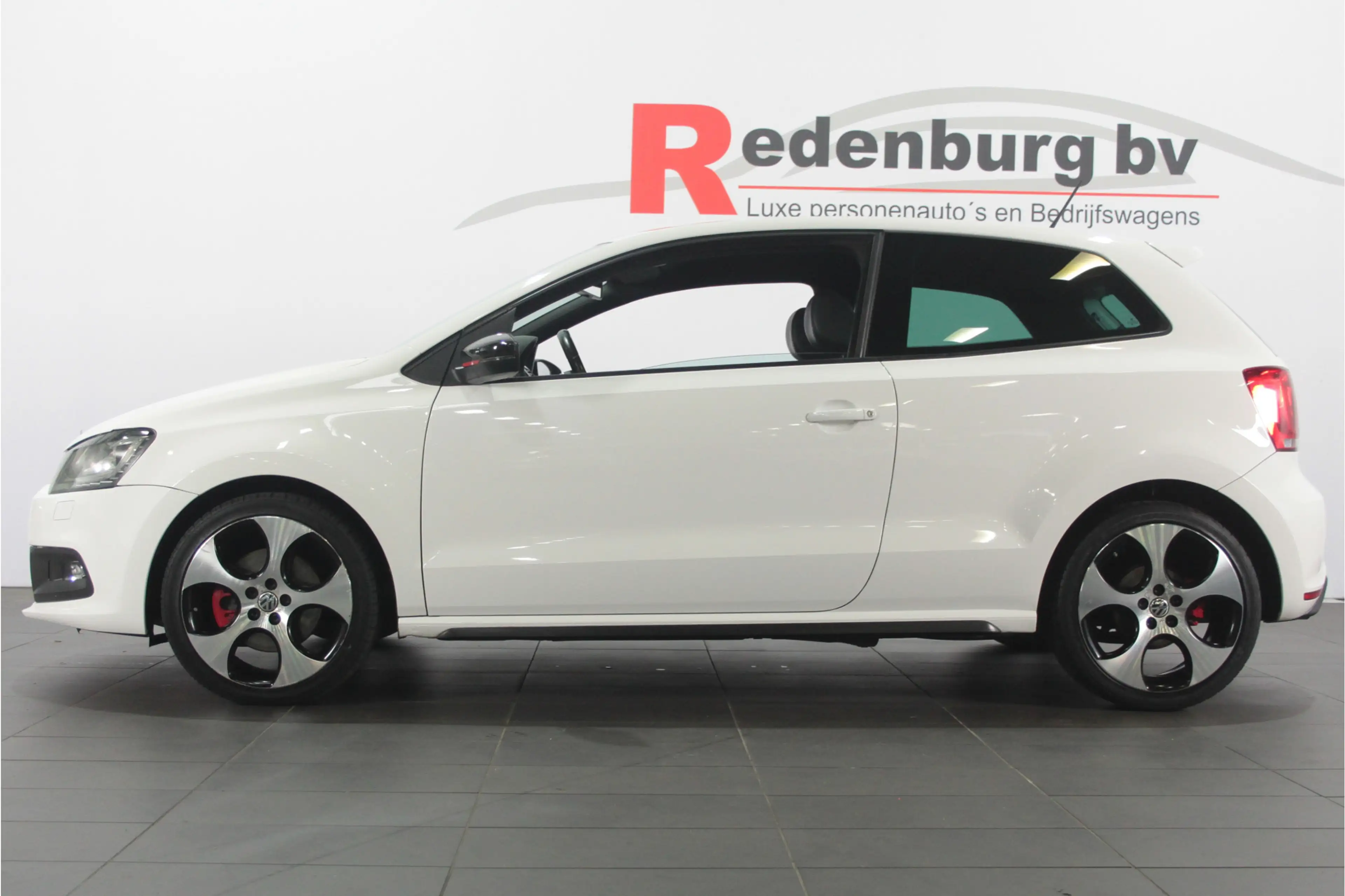 Volkswagen Polo GTI 1.4 TSI — photo 4