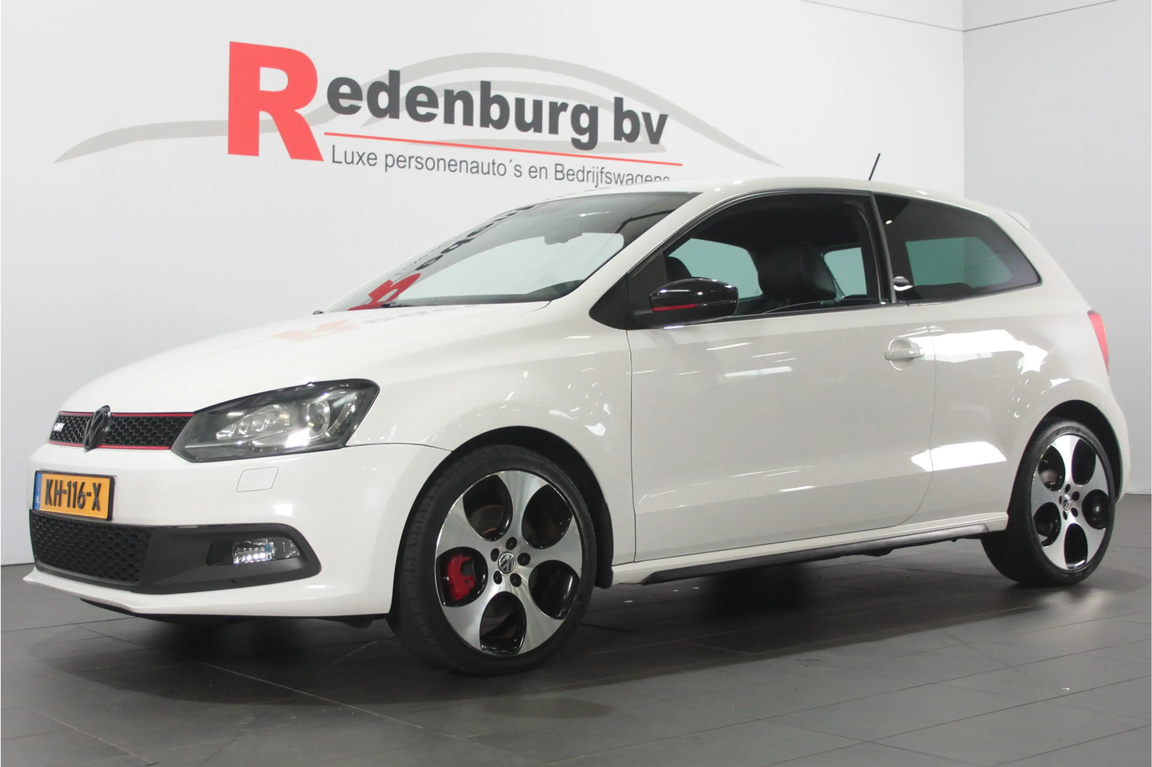 Volkswagen Polo GTI 1.4 TSI — photo 29