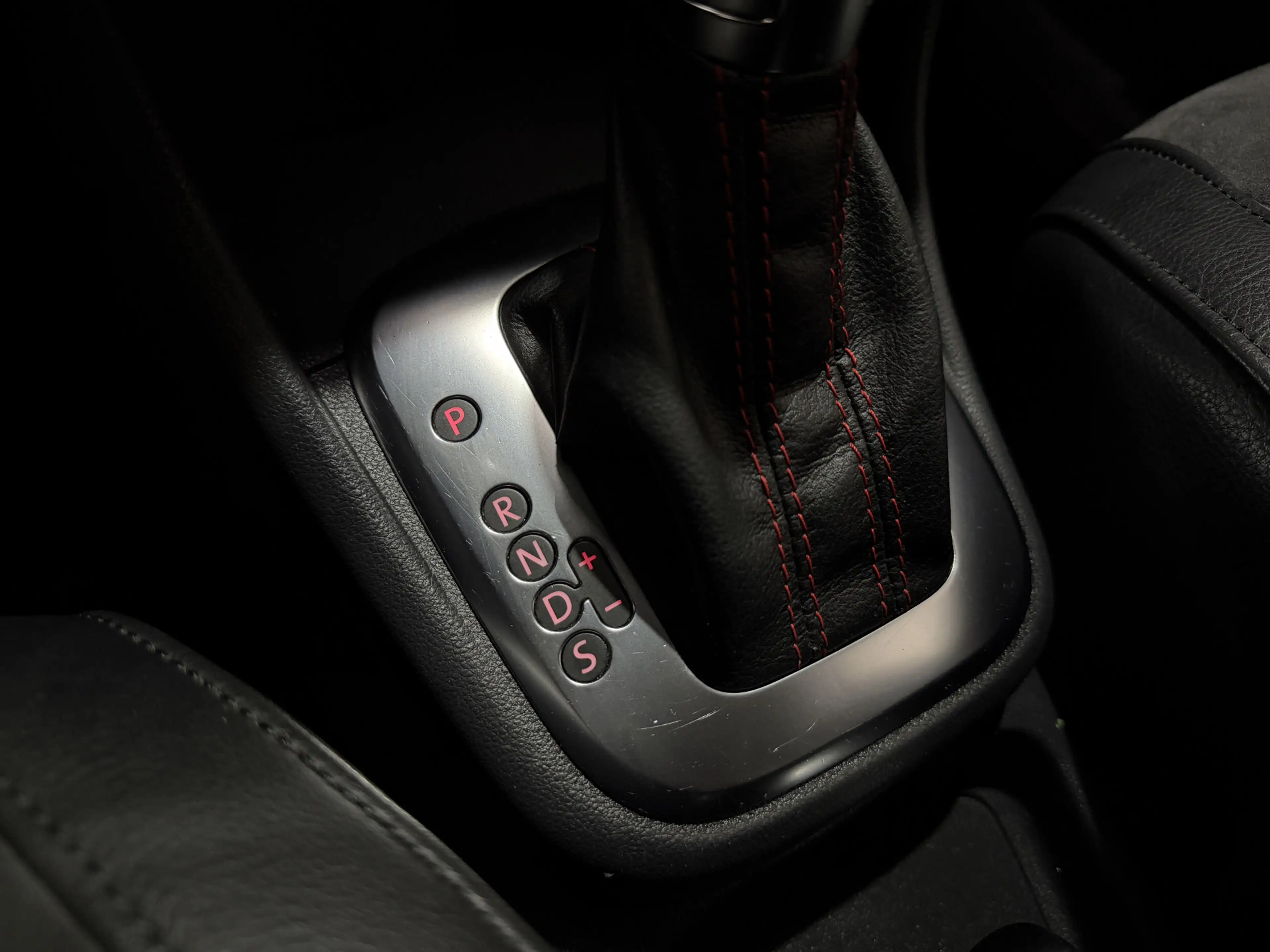 Volkswagen Polo GTI 1.4 TSI — photo 19