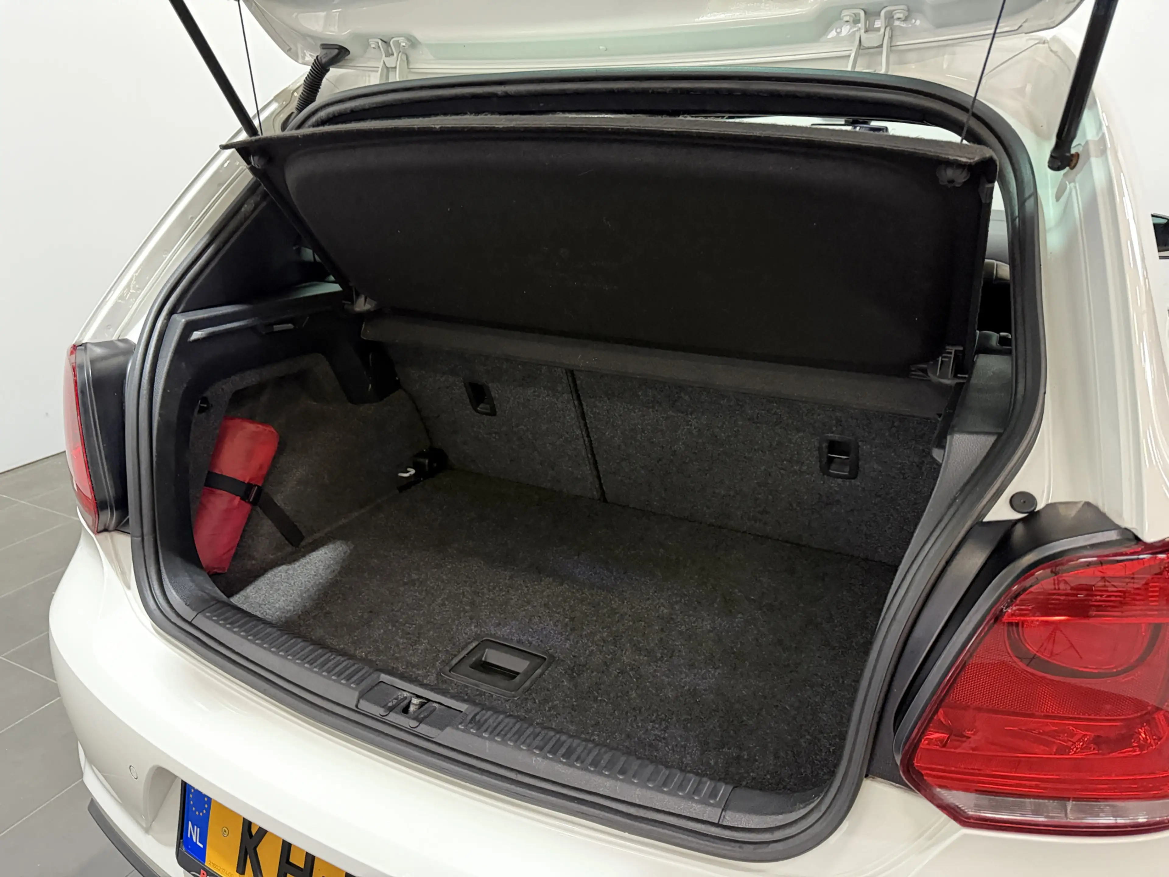 Volkswagen Polo GTI 1.4 TSI — photo 27
