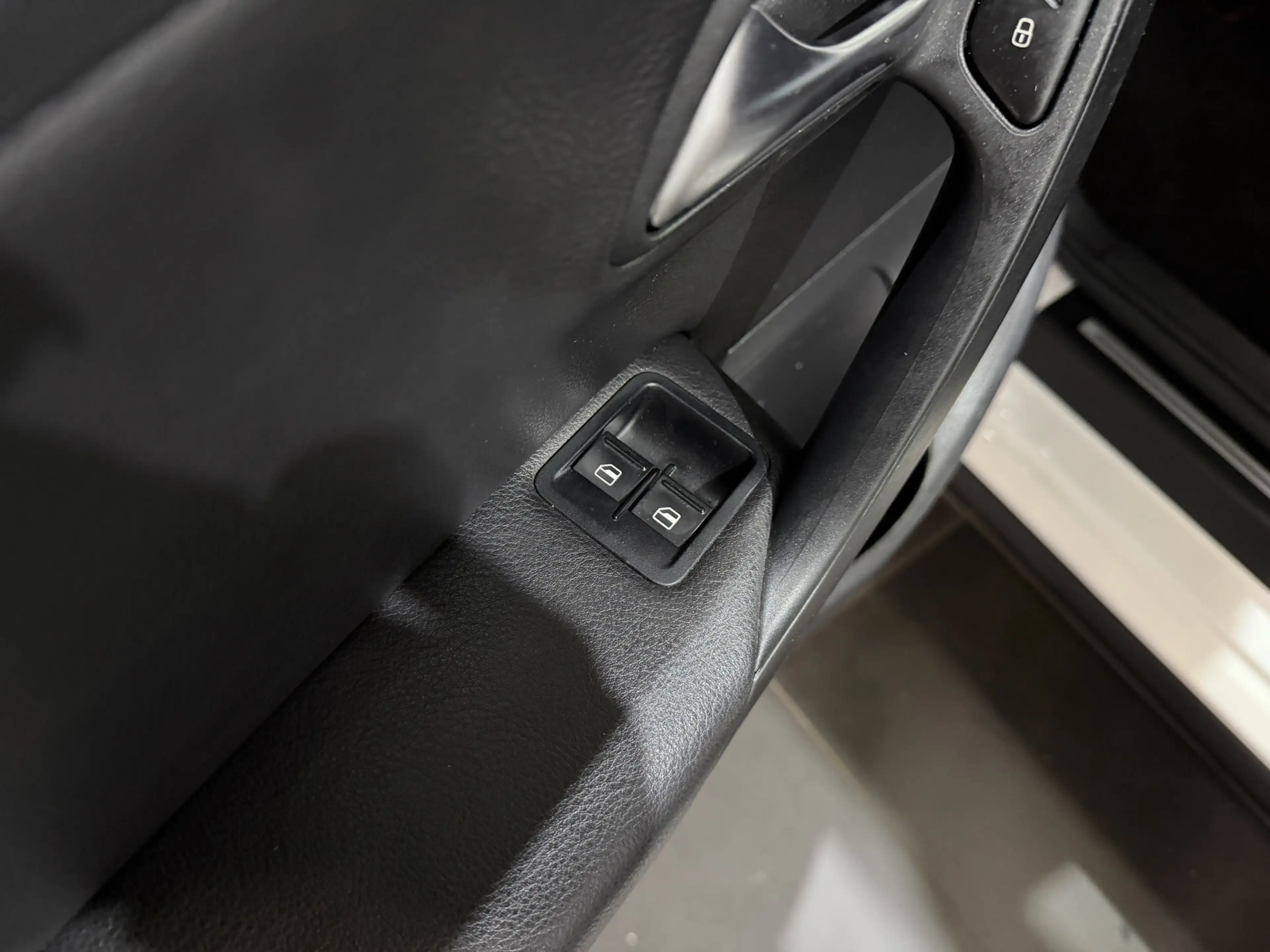 Volkswagen Polo GTI 1.4 TSI — photo 25