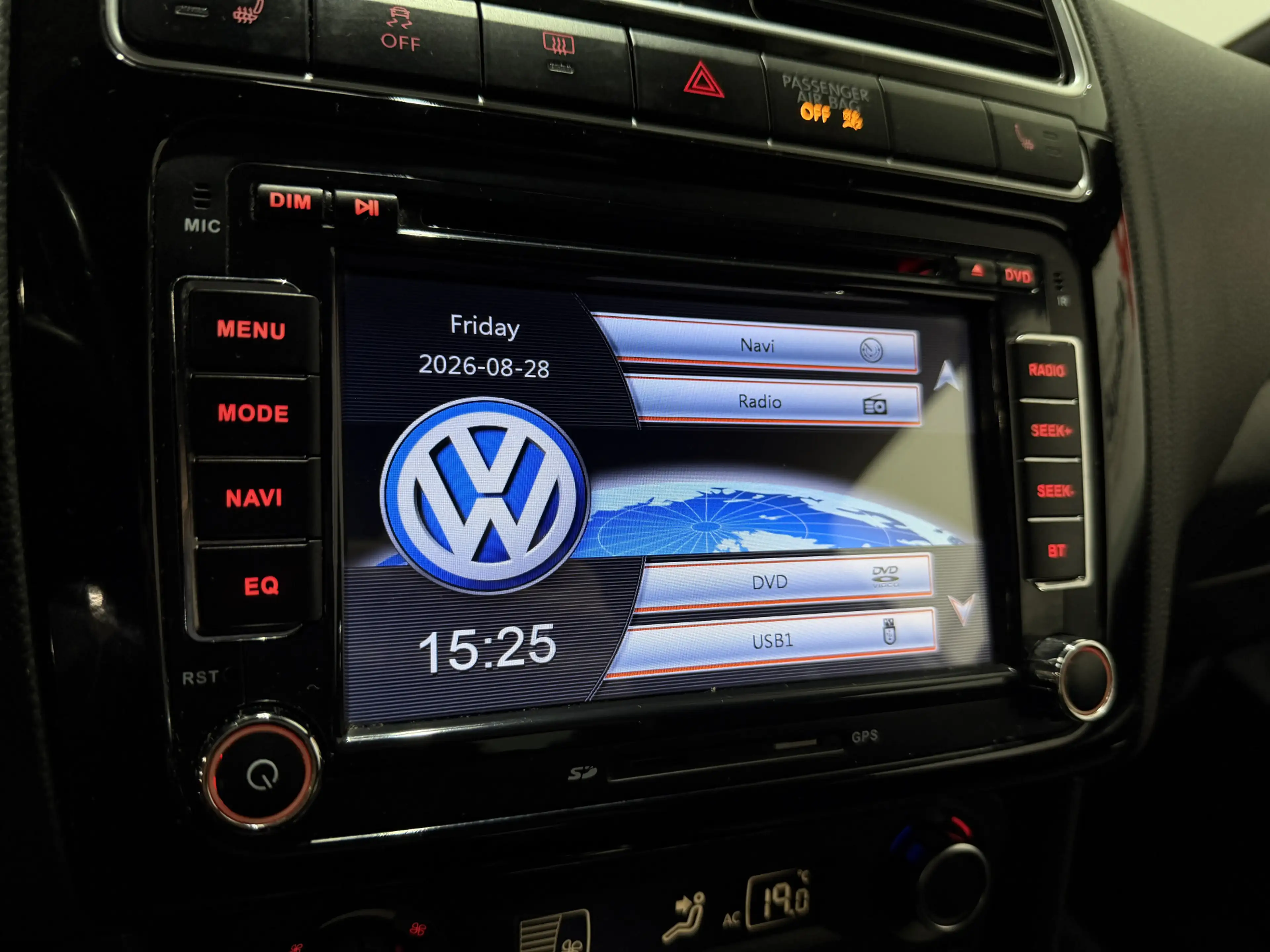 Volkswagen Polo GTI 1.4 TSI — photo 16