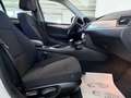 BMW X1 xDrive18d Österreich Paket*XENON*AHK* Blanc - thumbnail 17