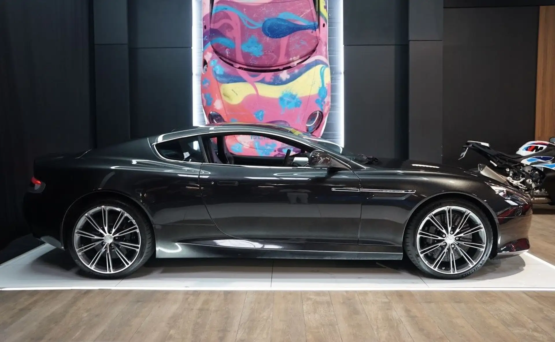 애스턴마틴 DB9 Coupe 2013 블랙 사진 4