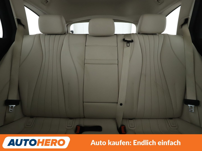 Mercedes-Benz E 400 E 400 d T 4Matic AMG Line Aut. *360°*LED*ACC* — photo 15