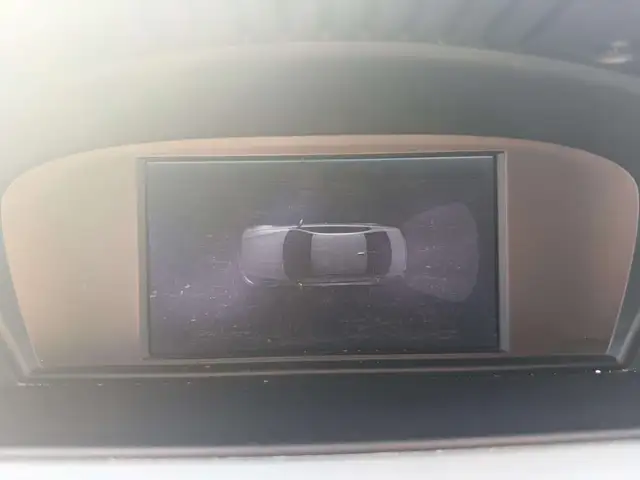 BMW 3 Series view 15
