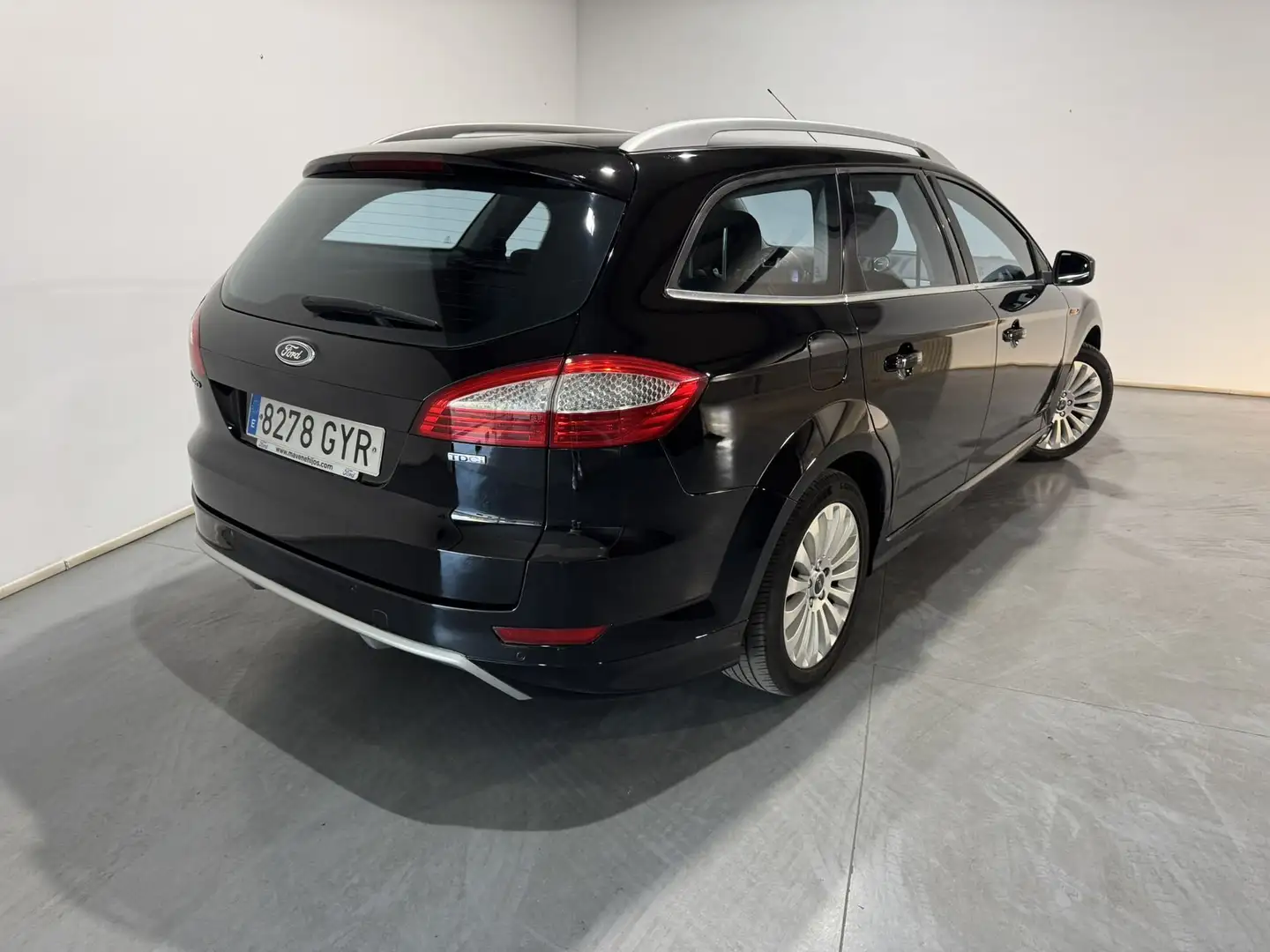 Ford Mondeo SB 2.0TDCi Titanium 140 Negro - 2