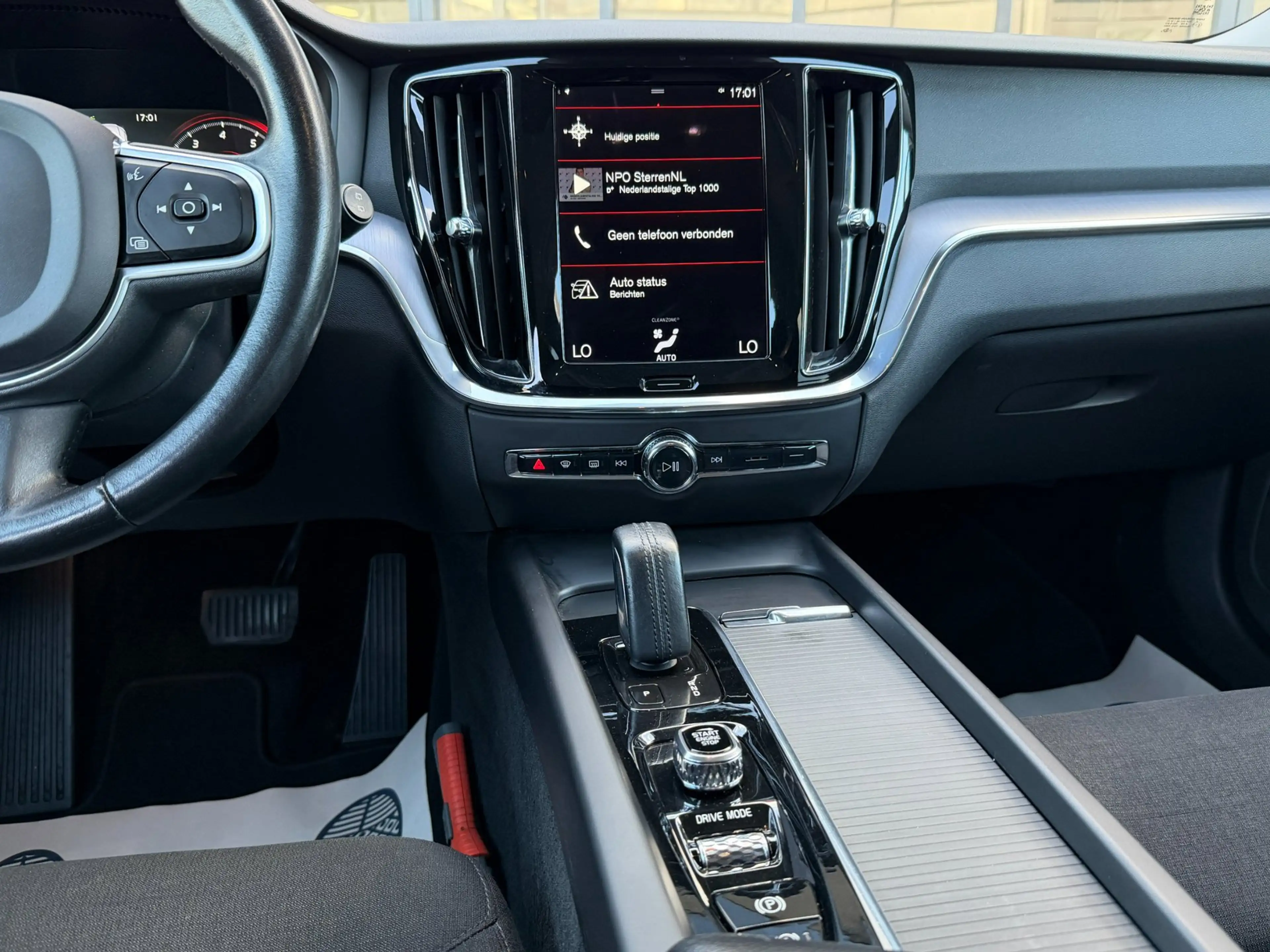 Volvo V60 2.0 B4 Business Pro l ACC l DEALER ONDERHOUDEN — photo 24