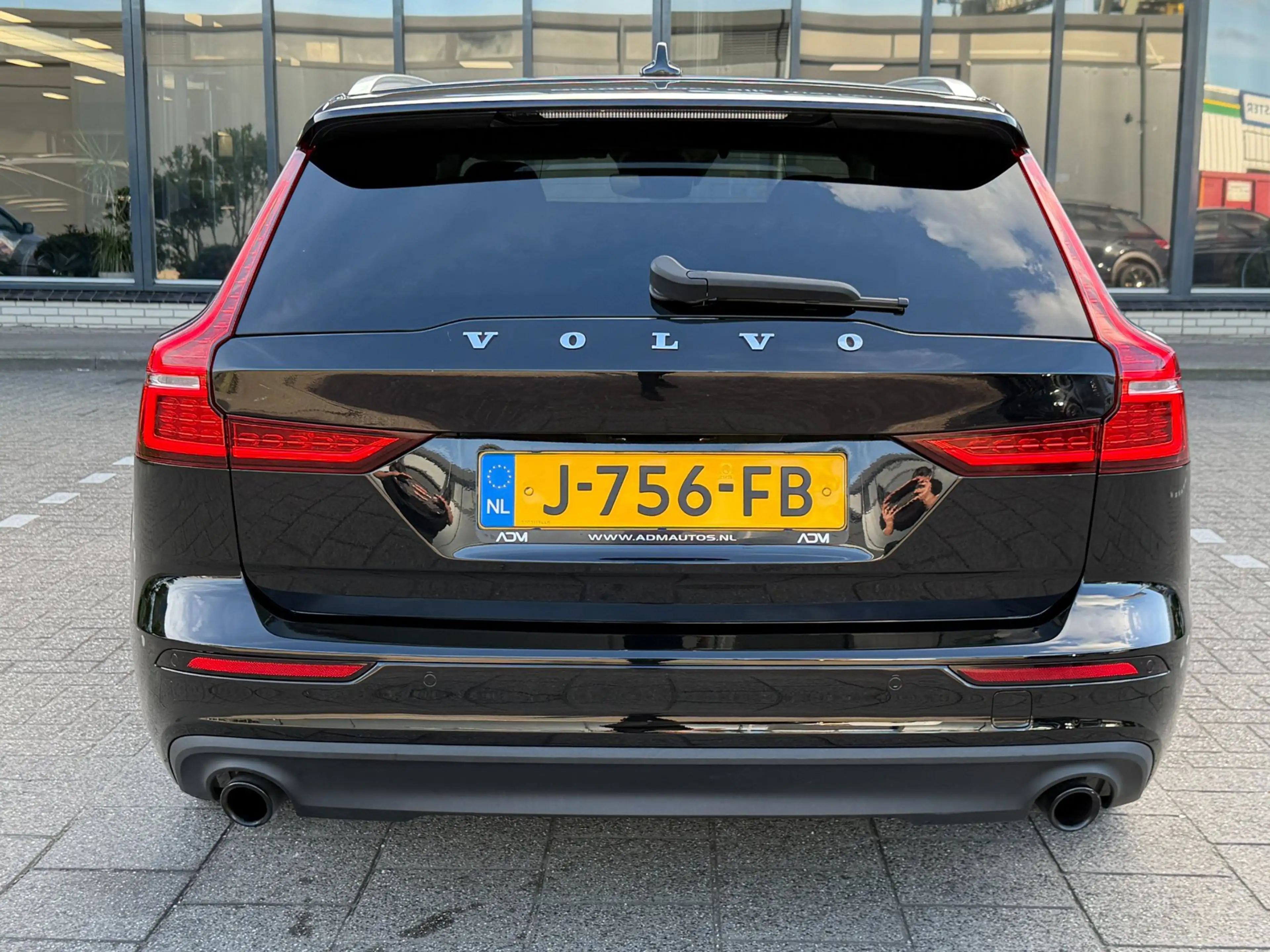 Volvo V60 2.0 B4 Business Pro l ACC l DEALER ONDERHOUDEN — photo 18