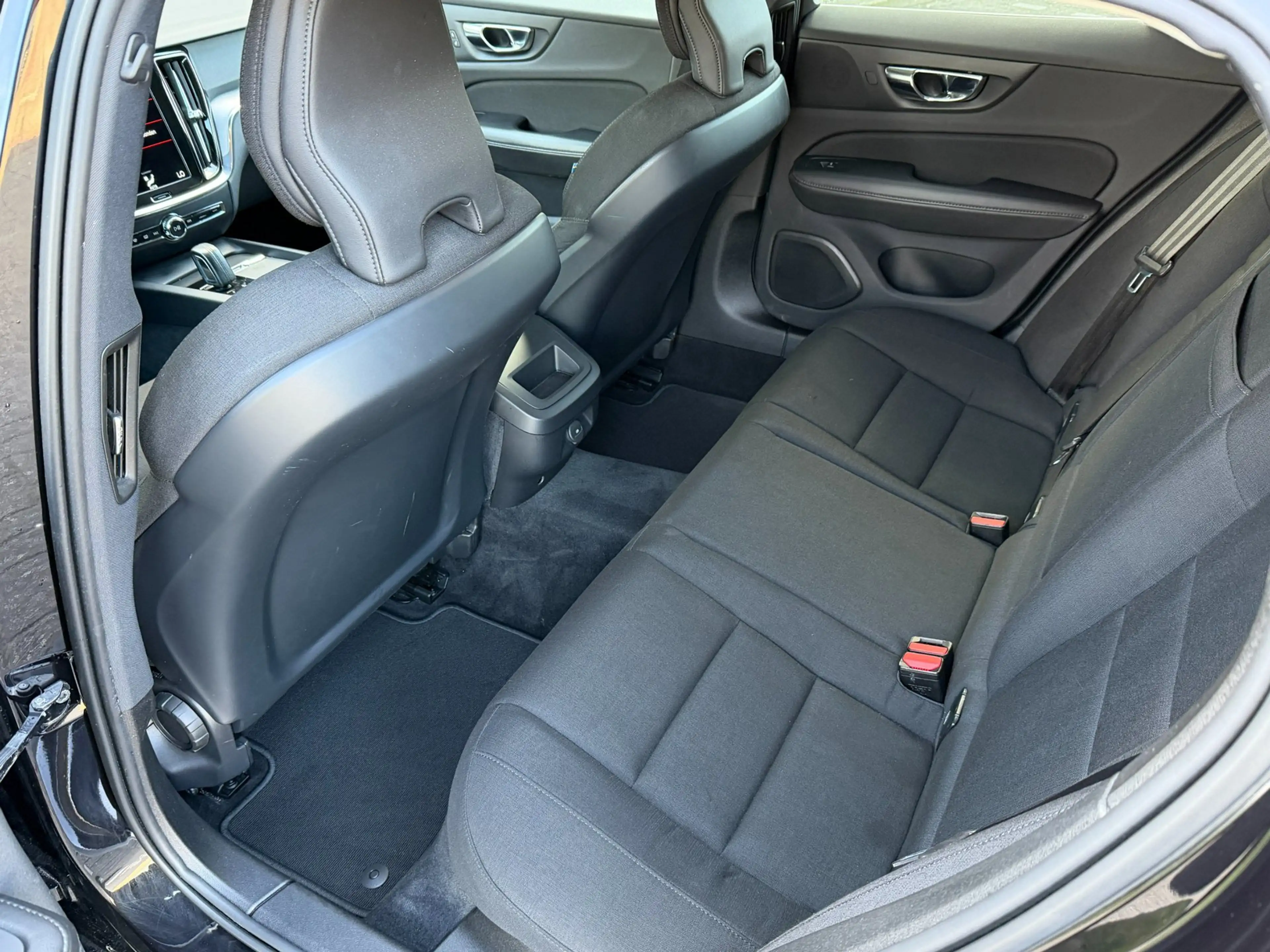 Volvo V60 2.0 B4 Business Pro l ACC l DEALER ONDERHOUDEN — photo 26