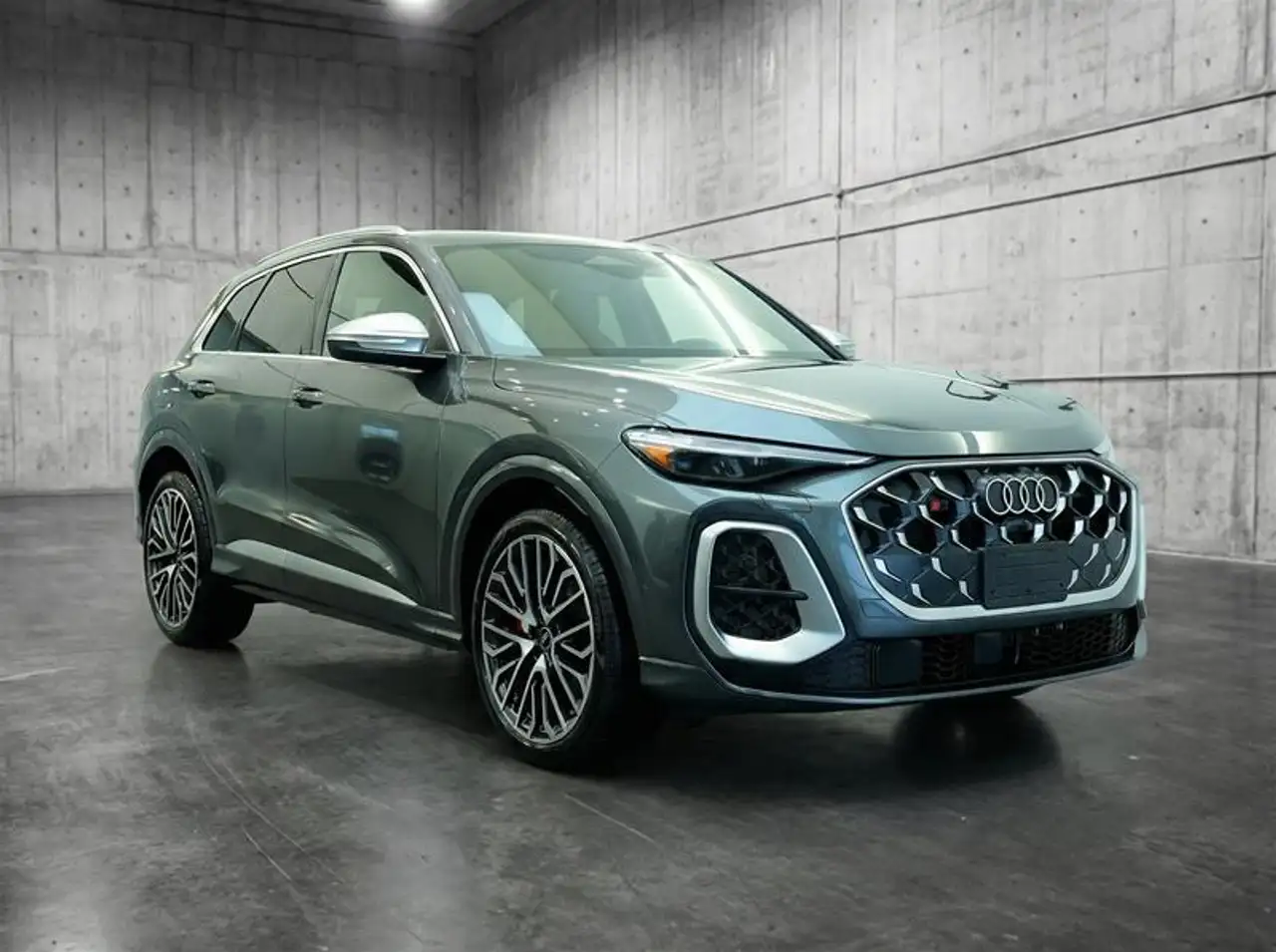 2025 Audi SQ5