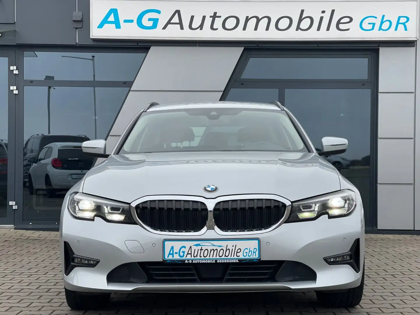 BMW 318 d Advantage/Live Cockpit Plus/Business-Paket Silber - 2