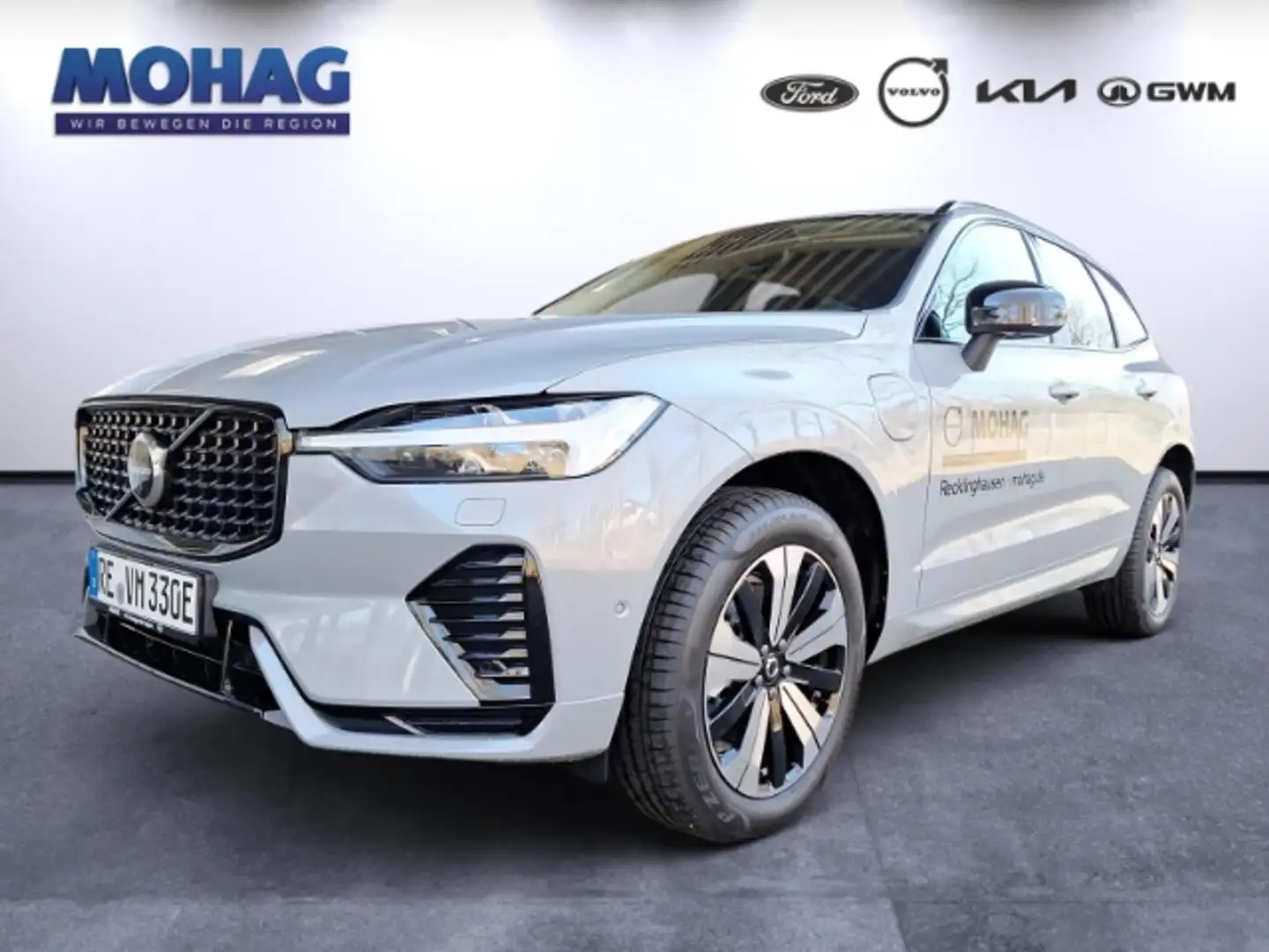 Volvo XC60 T6 AWD Plus Dark Head-Up ACC Memory Panoramadach Grau - 1