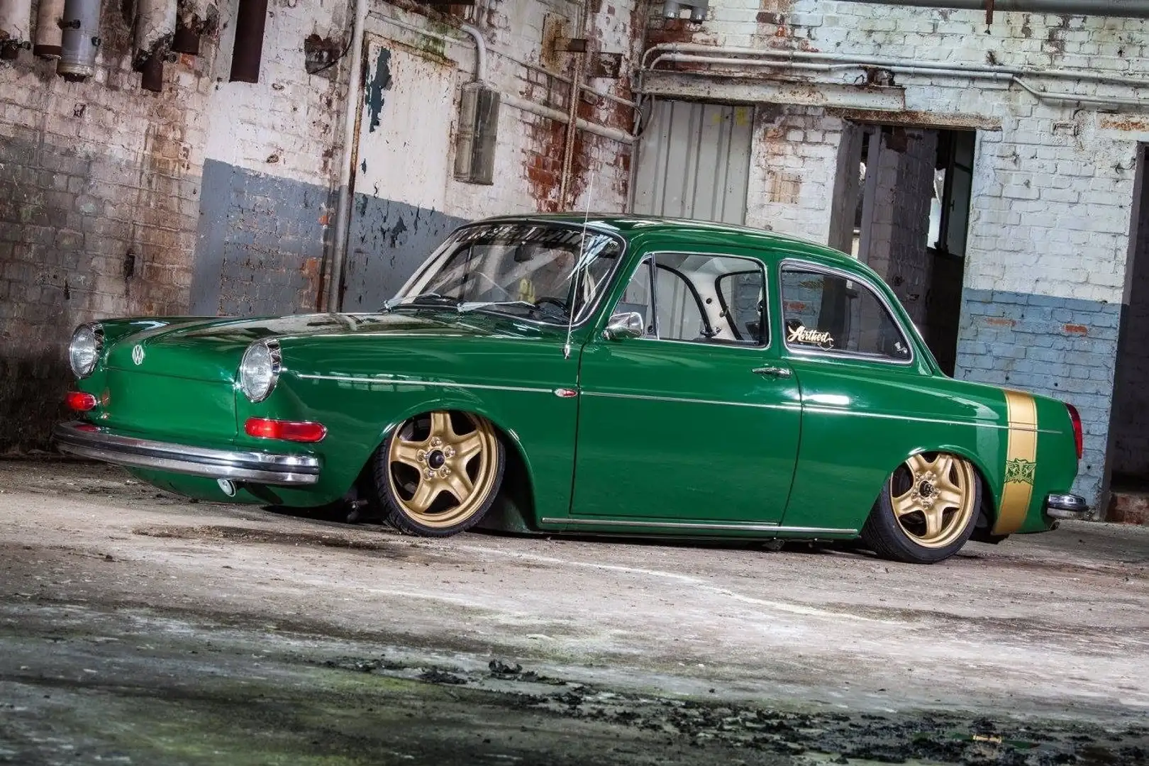 Oldtimer Volkswagen Type3 - 1
