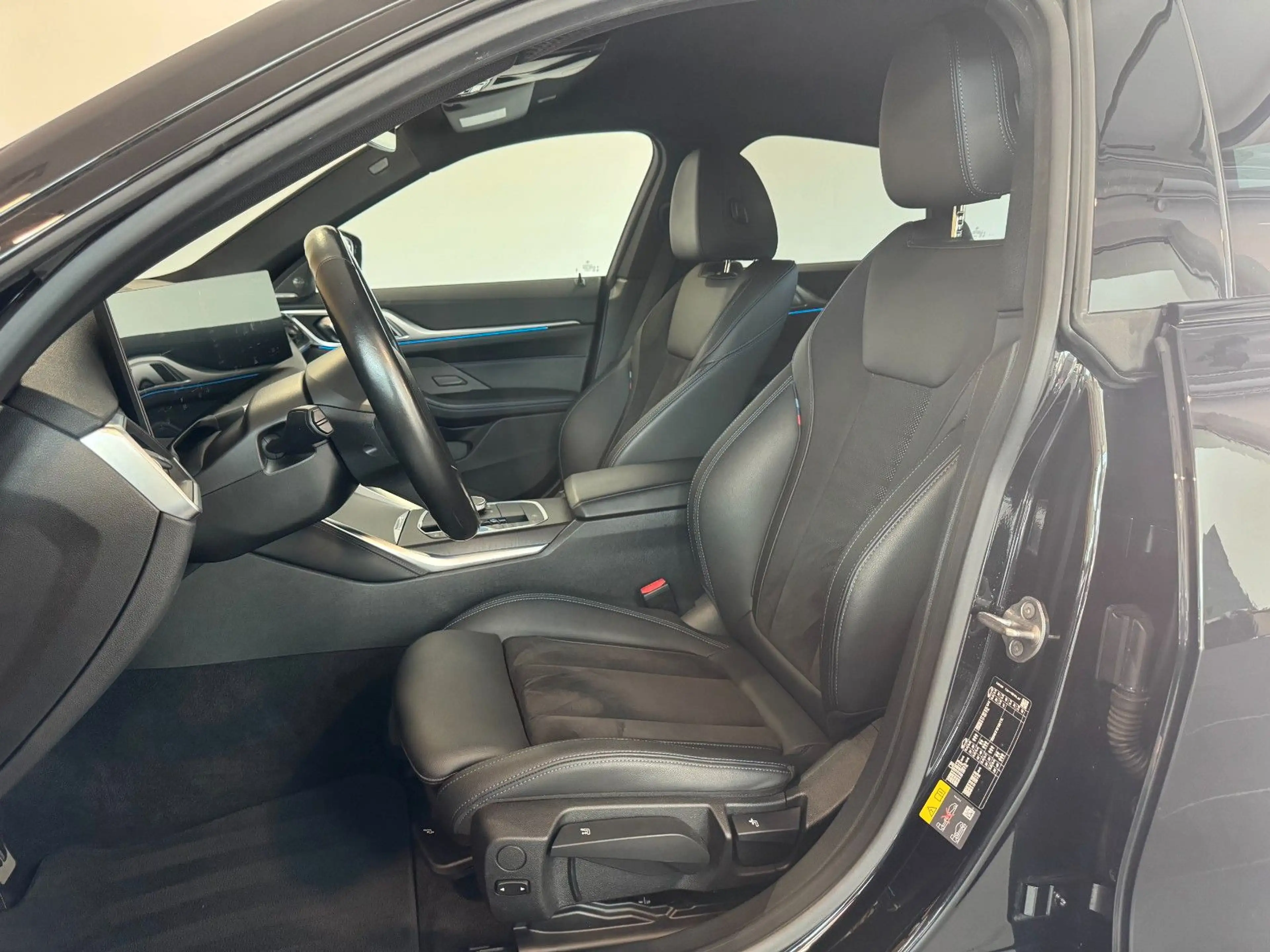 BMW i4 GC 35 *M-SPORT/DRV.-ASS-PRO/AHK/H&K/LASER/1HD — photo 12