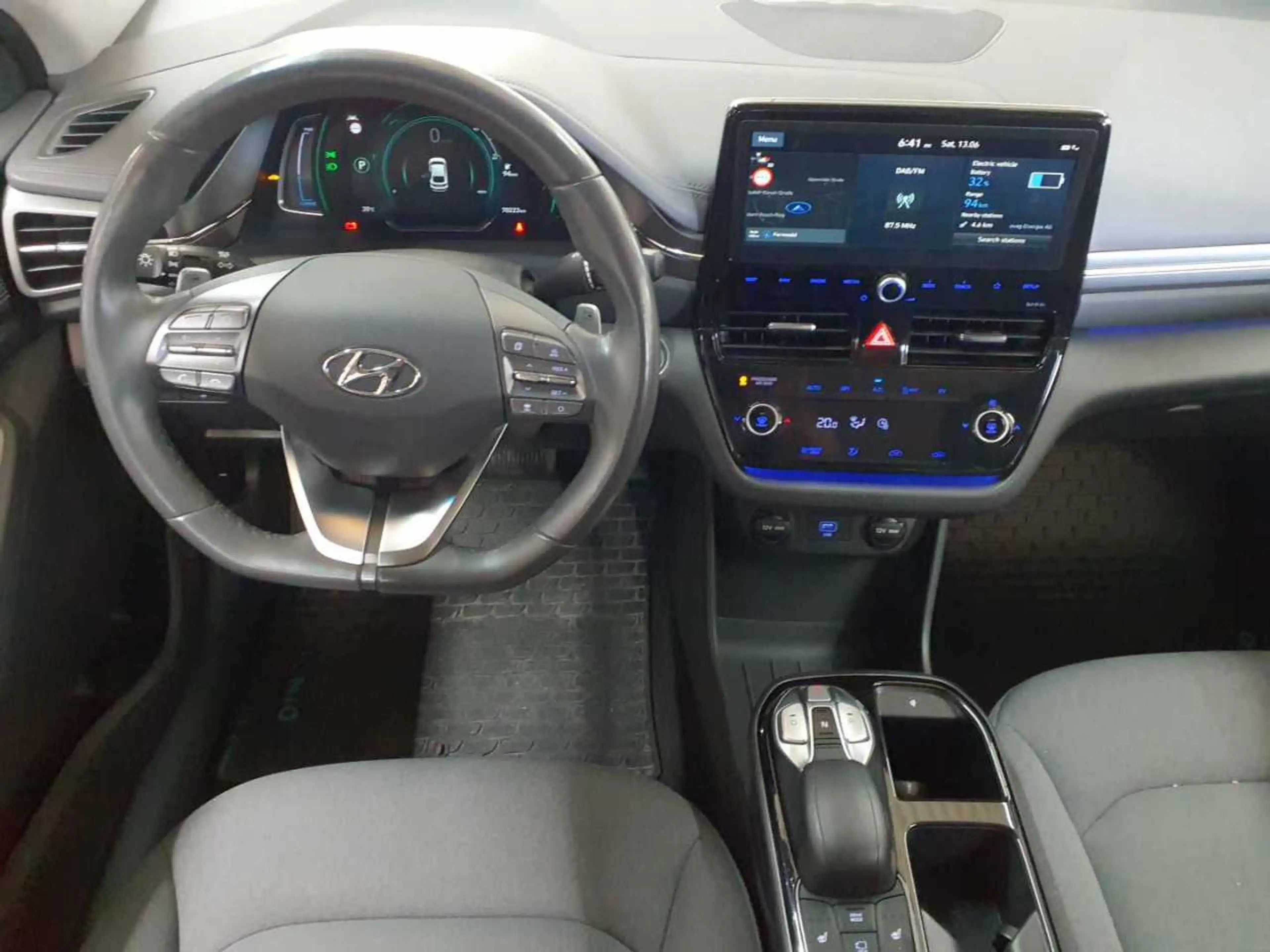 Hyundai IONIQ Elektro Style SoH 95,2% — photo 7