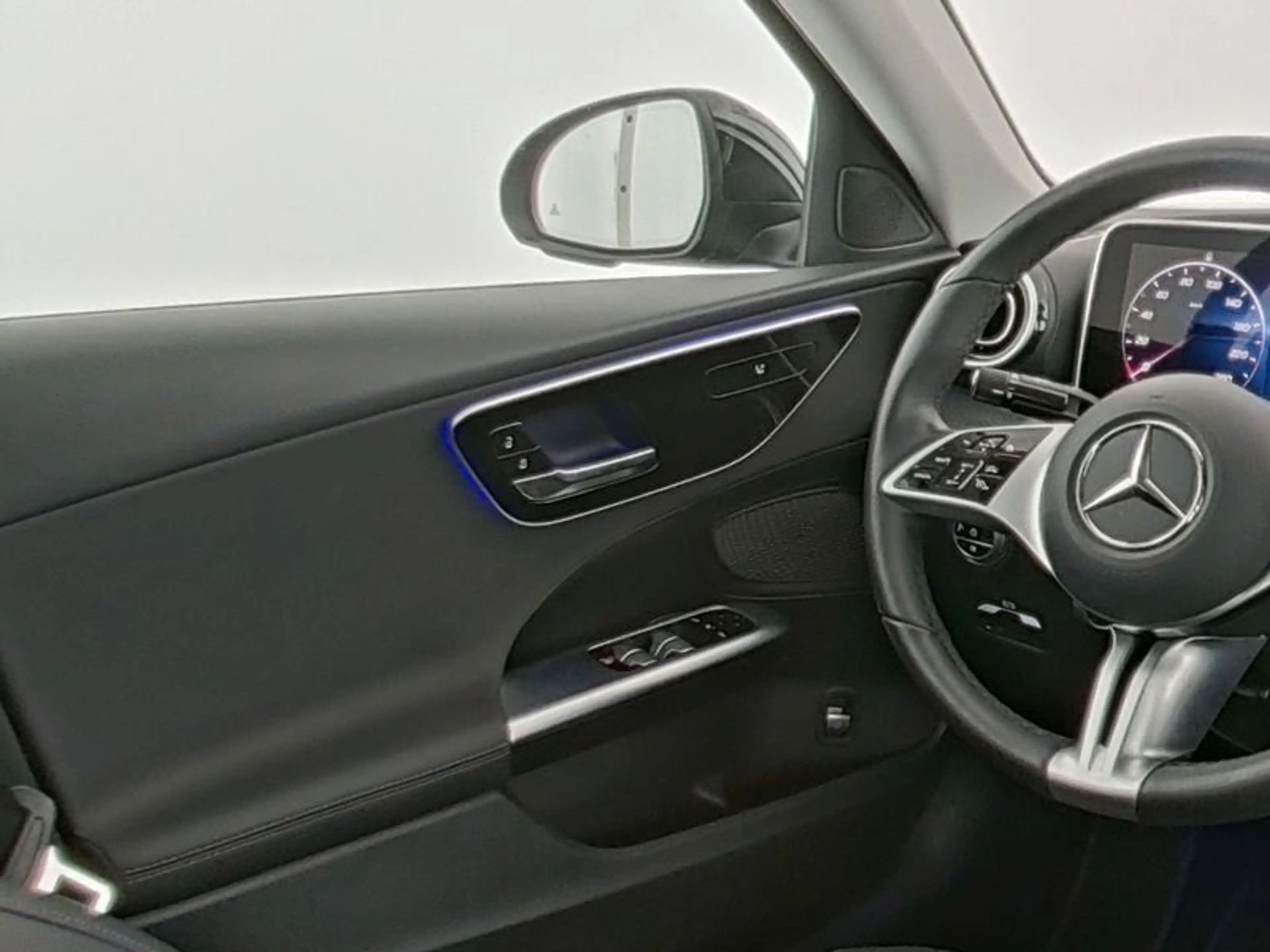 Mercedes-Benz C 180 AVANTGARDE-ADVANCED WINTER TOTWINKEL SPUR — photo 6
