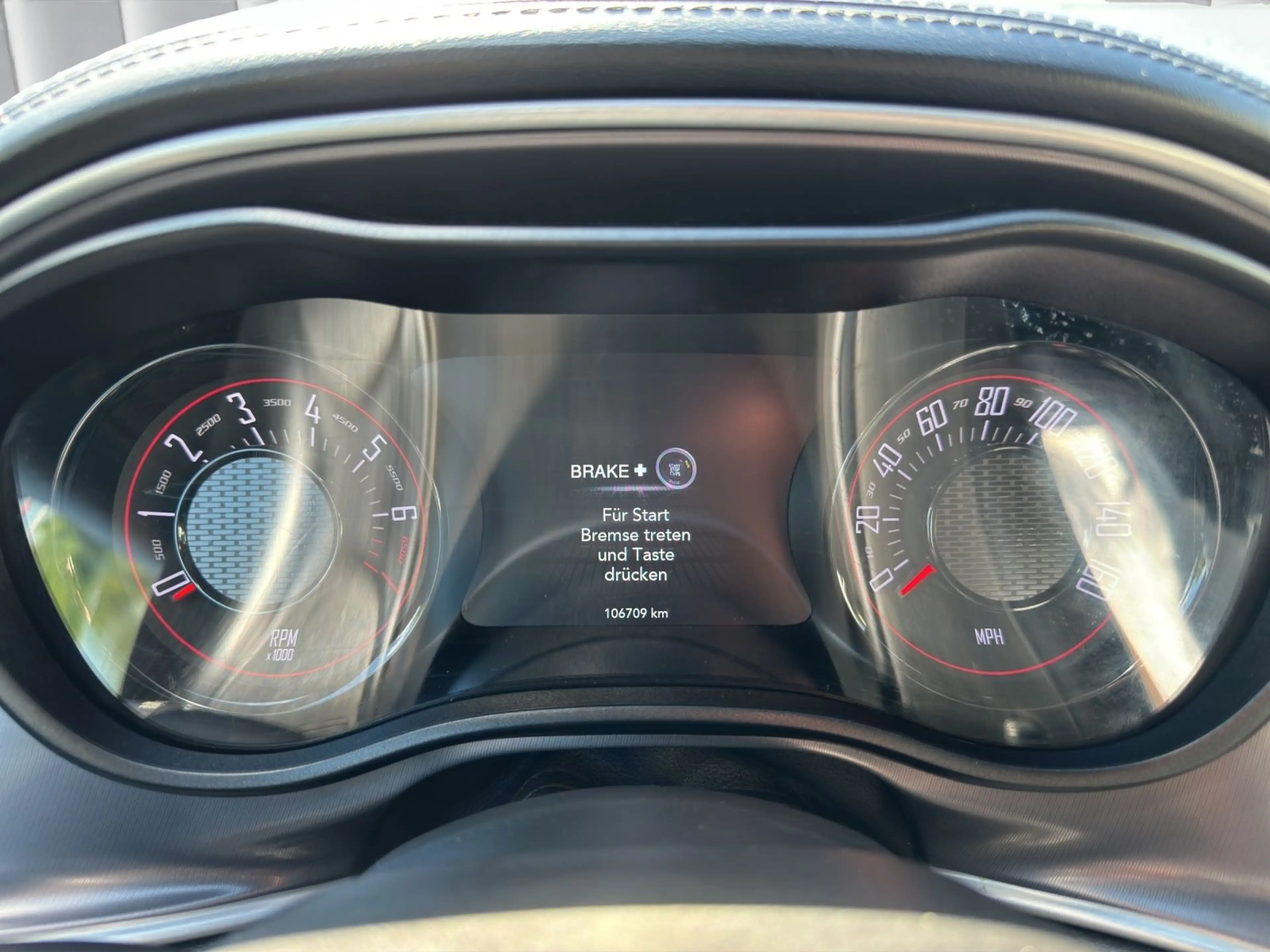 Dodge Challenger SXT Coupe — photo 13