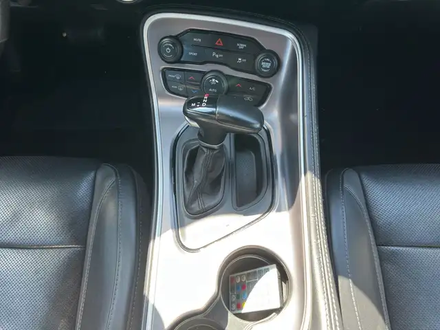 Dodge Challenger view 15