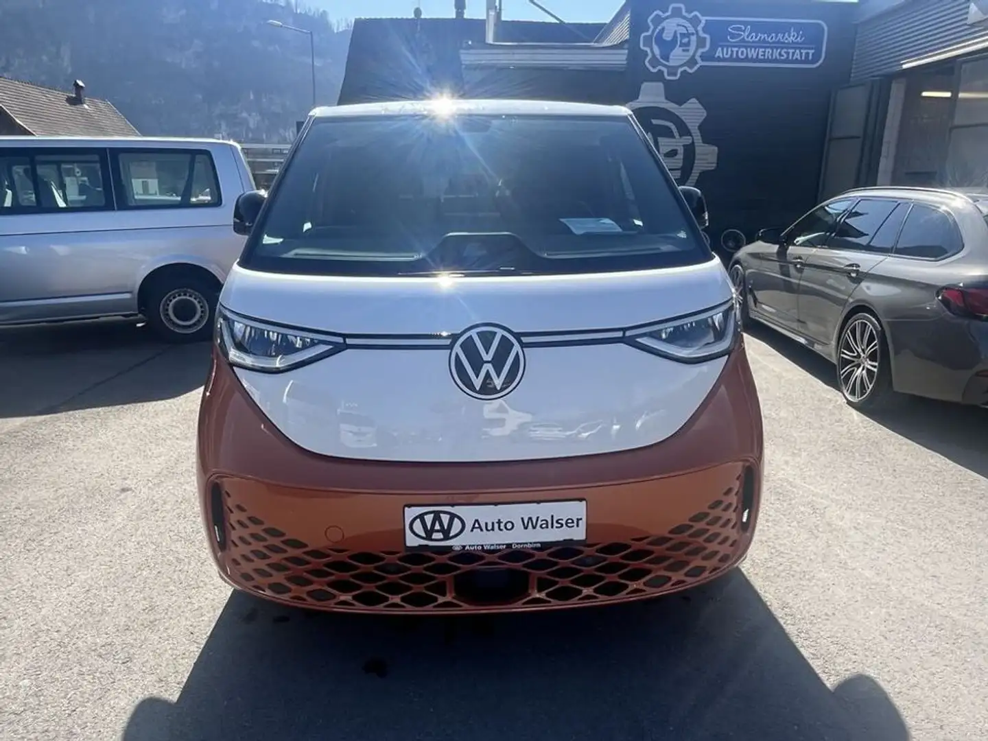 Volkswagen ID. Buzz 150 kW Pro Orange - 2
