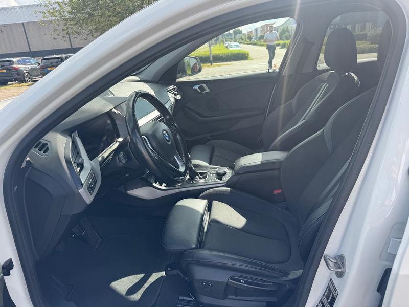 BMW 116 1-serie | 2022 | 116i Business Edition | APK | Vir — photo 10