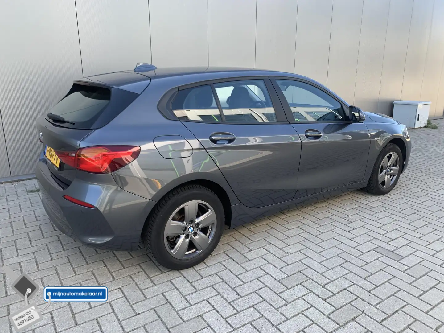 BMW 116 1-serie 116d Executive Weinig km's 100% O.H. Grijs - 1
