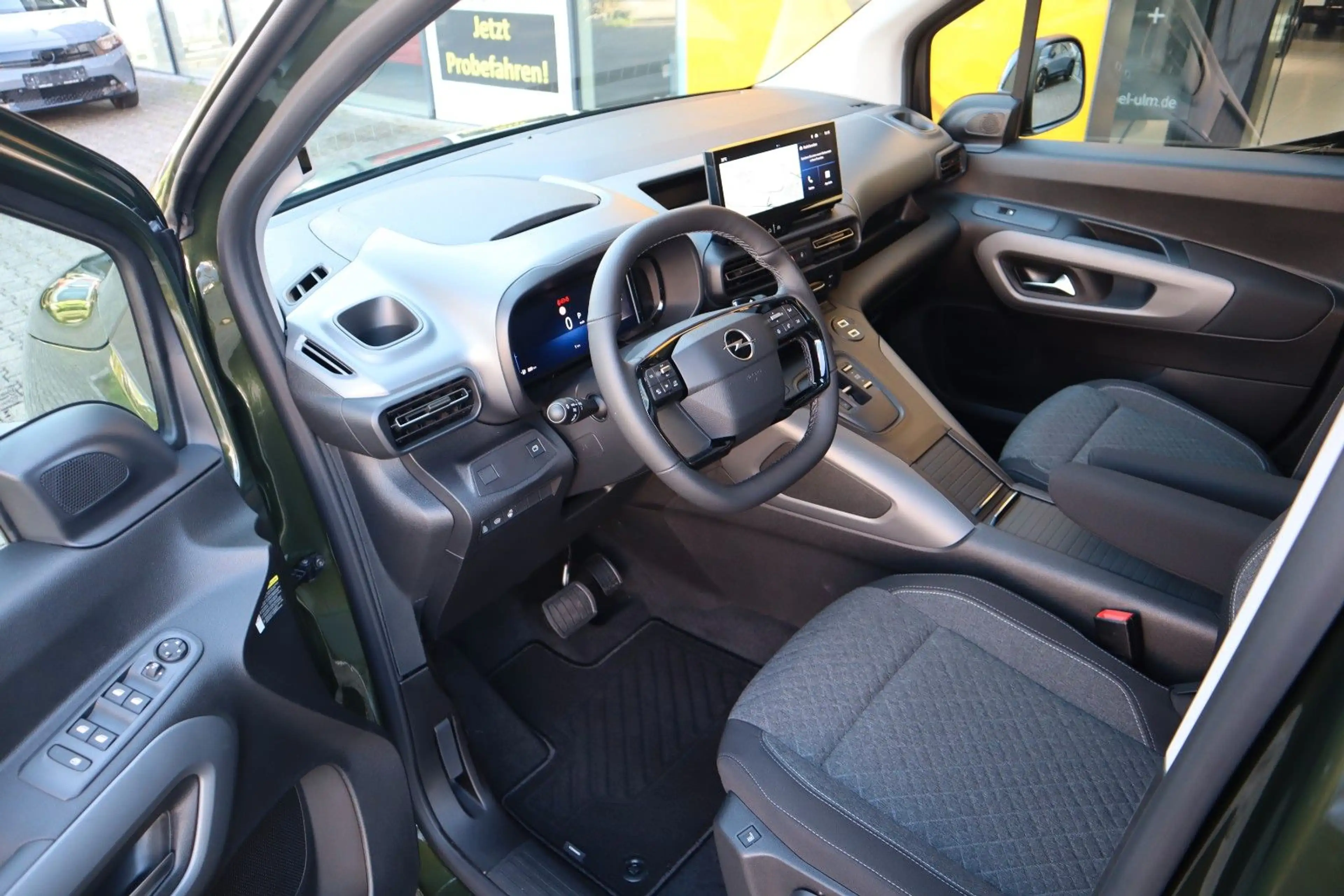 Opel Combo Life 1.5D AT8 GS Navi Sitzhzg Kamera — photo 7