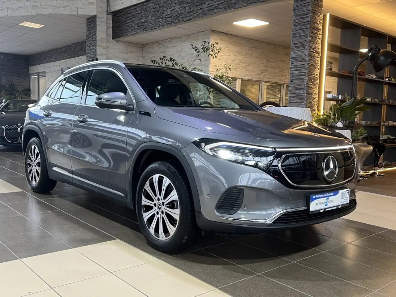 Mercedes-Benz EQA 250