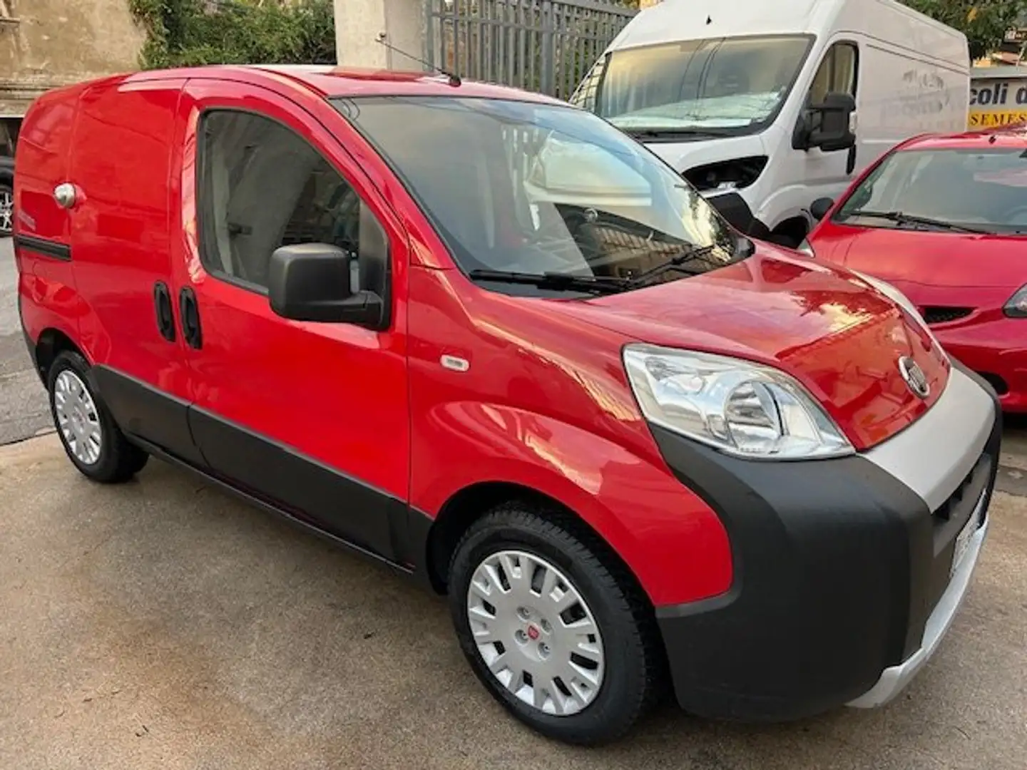 Fiat FIORINO ADVENTURE 95CV 1,3 MJ SOLO 98500 KM CLIMA Rosso - 1