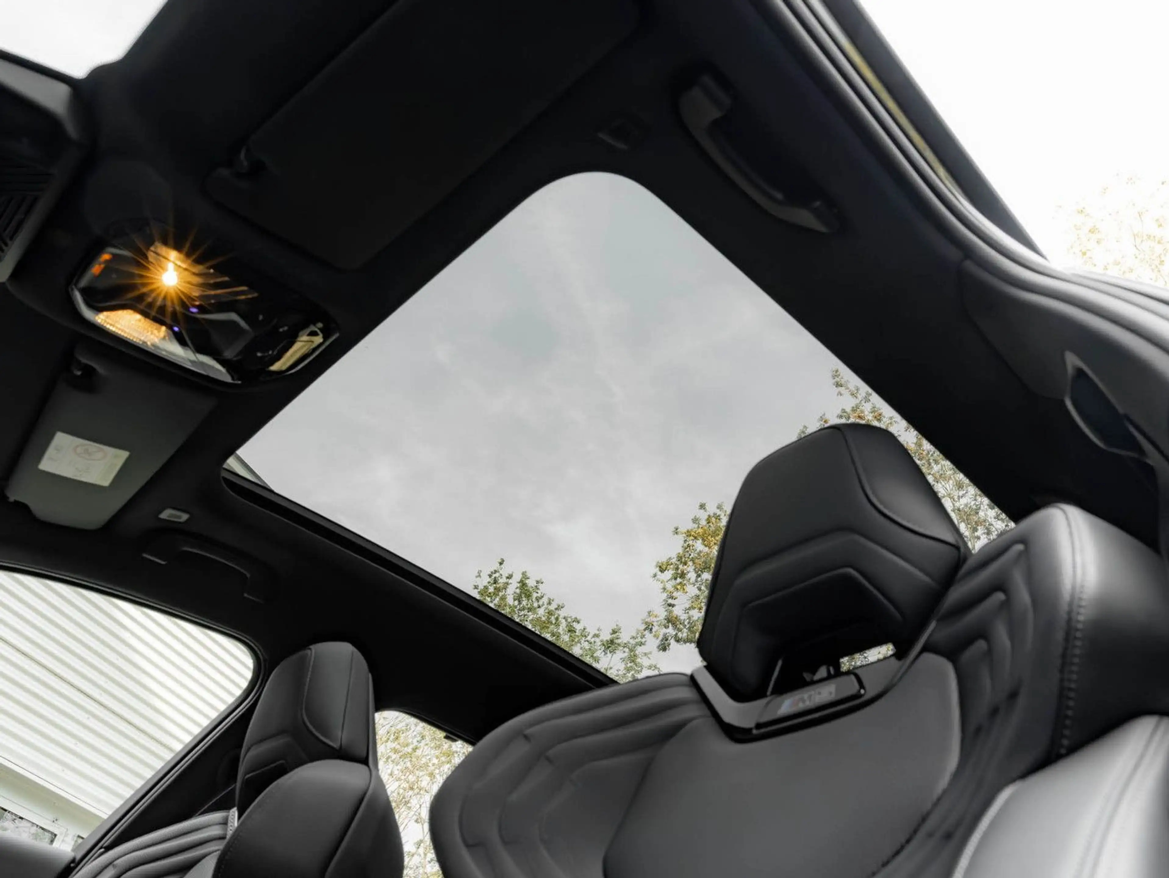 BMW M5 5-serie Touring - Pano - AHK - Bowers & Wilki — photo 4