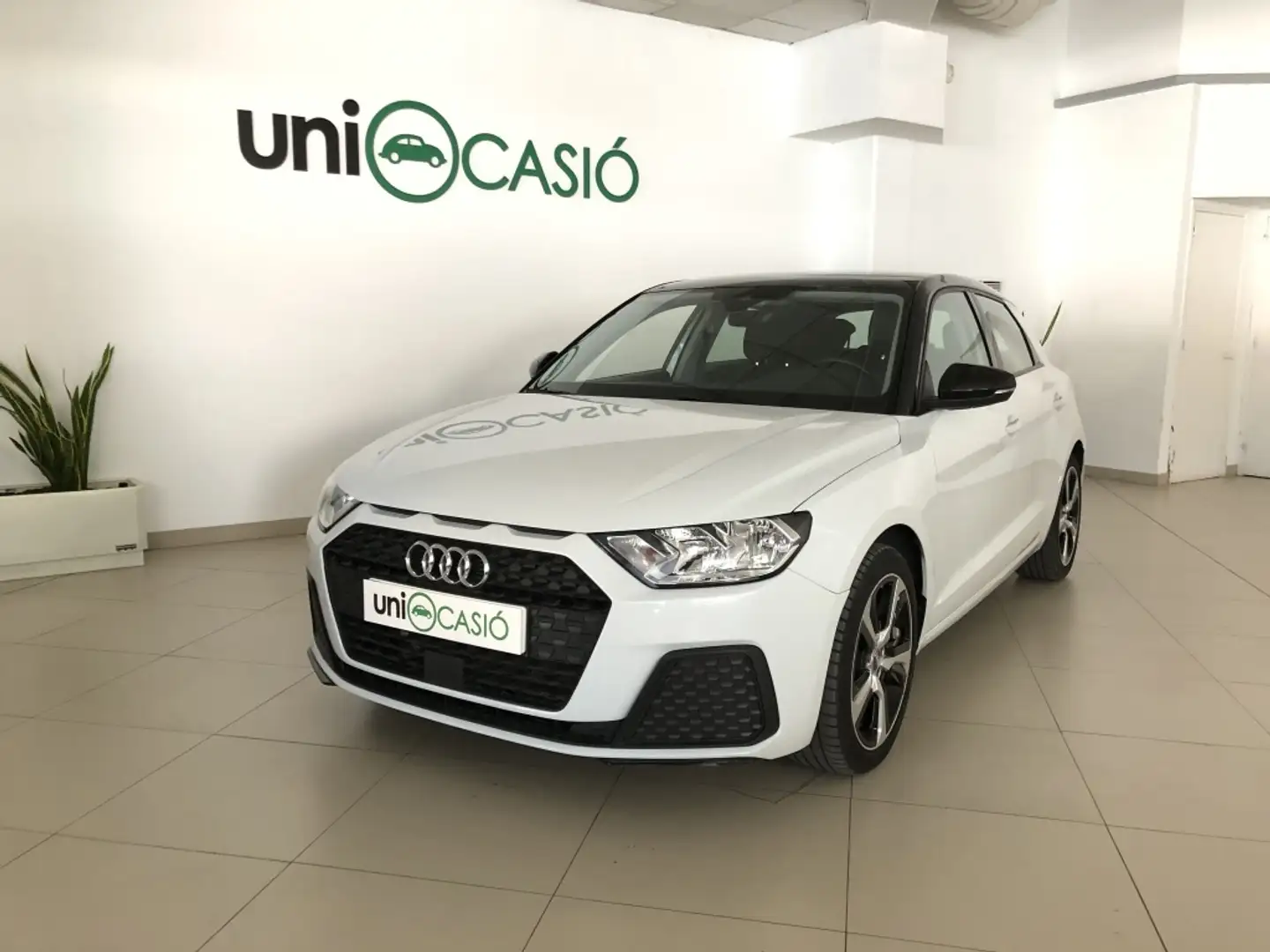 Audi A1 Sportback 25 TFSI Blanc - 1