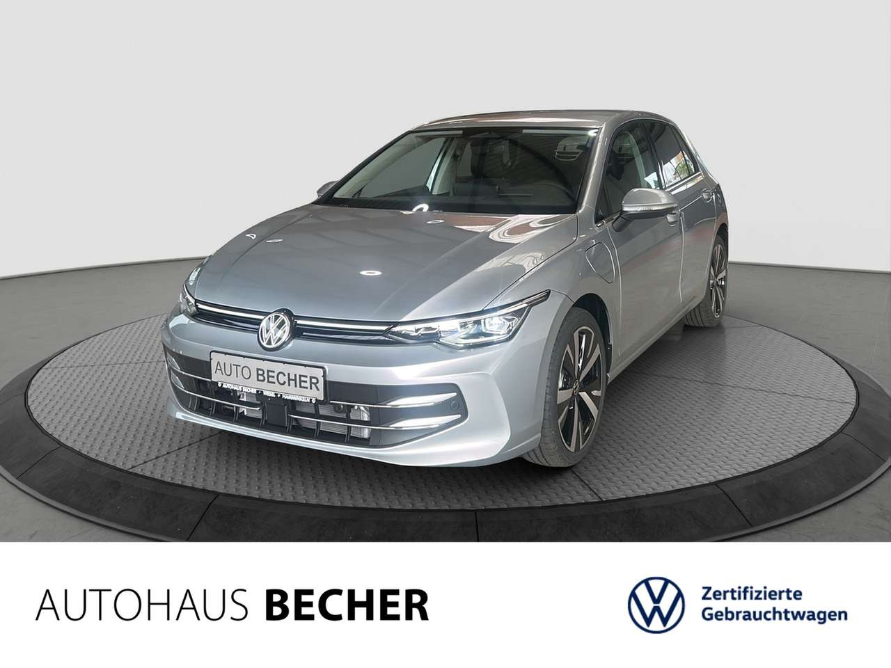 Volkswagen Golf — Volkswagen Golf Style 1.5 eHybrid DSG /AHK/Navi/Matrix/360K