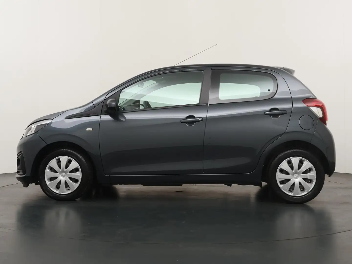 Peugeot 108 1.0 e-VTi Active - Trekhaak - Airco - Radio Gris - 2