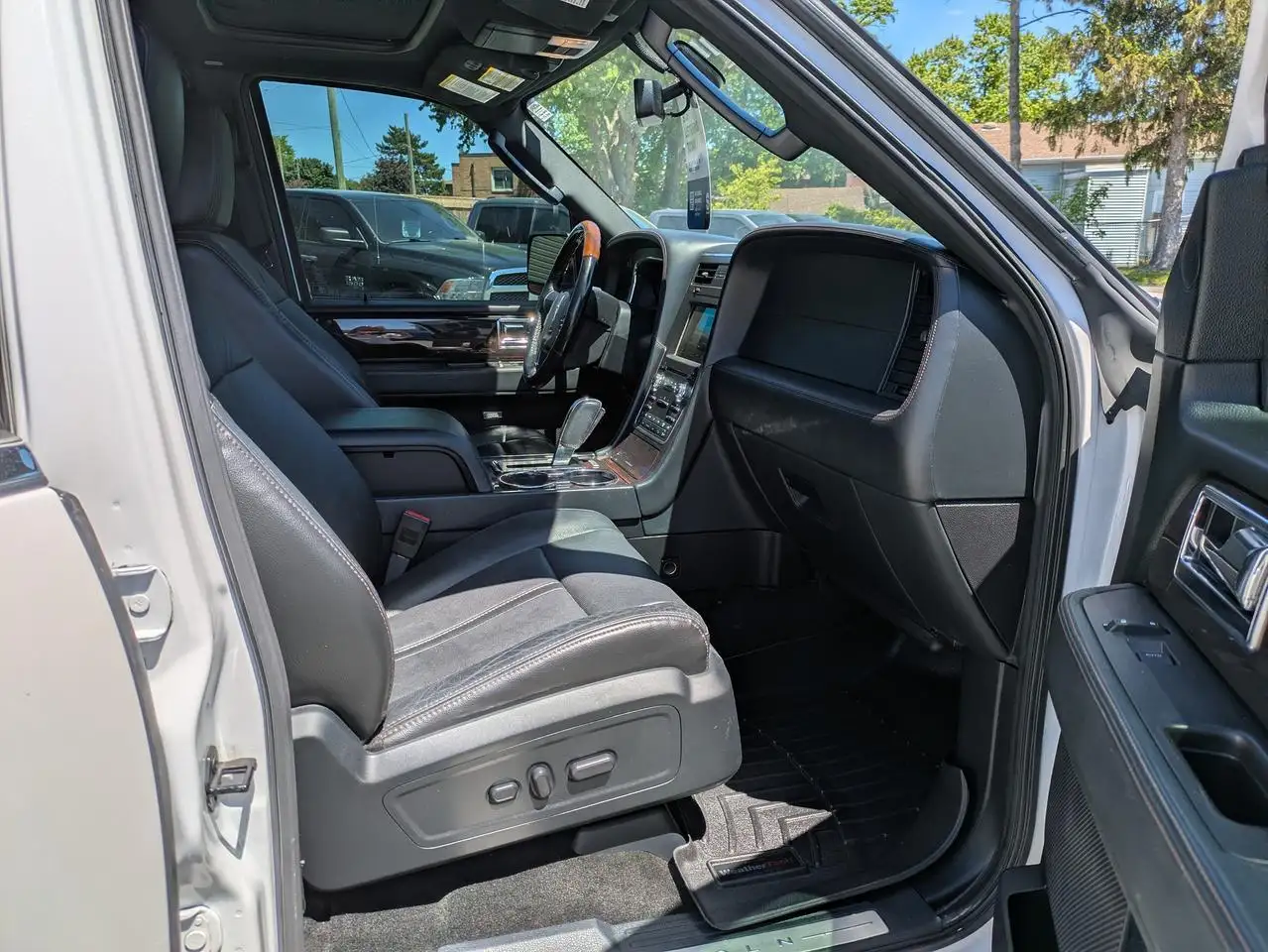 Lincoln Navigator снимка Lincoln Navigator