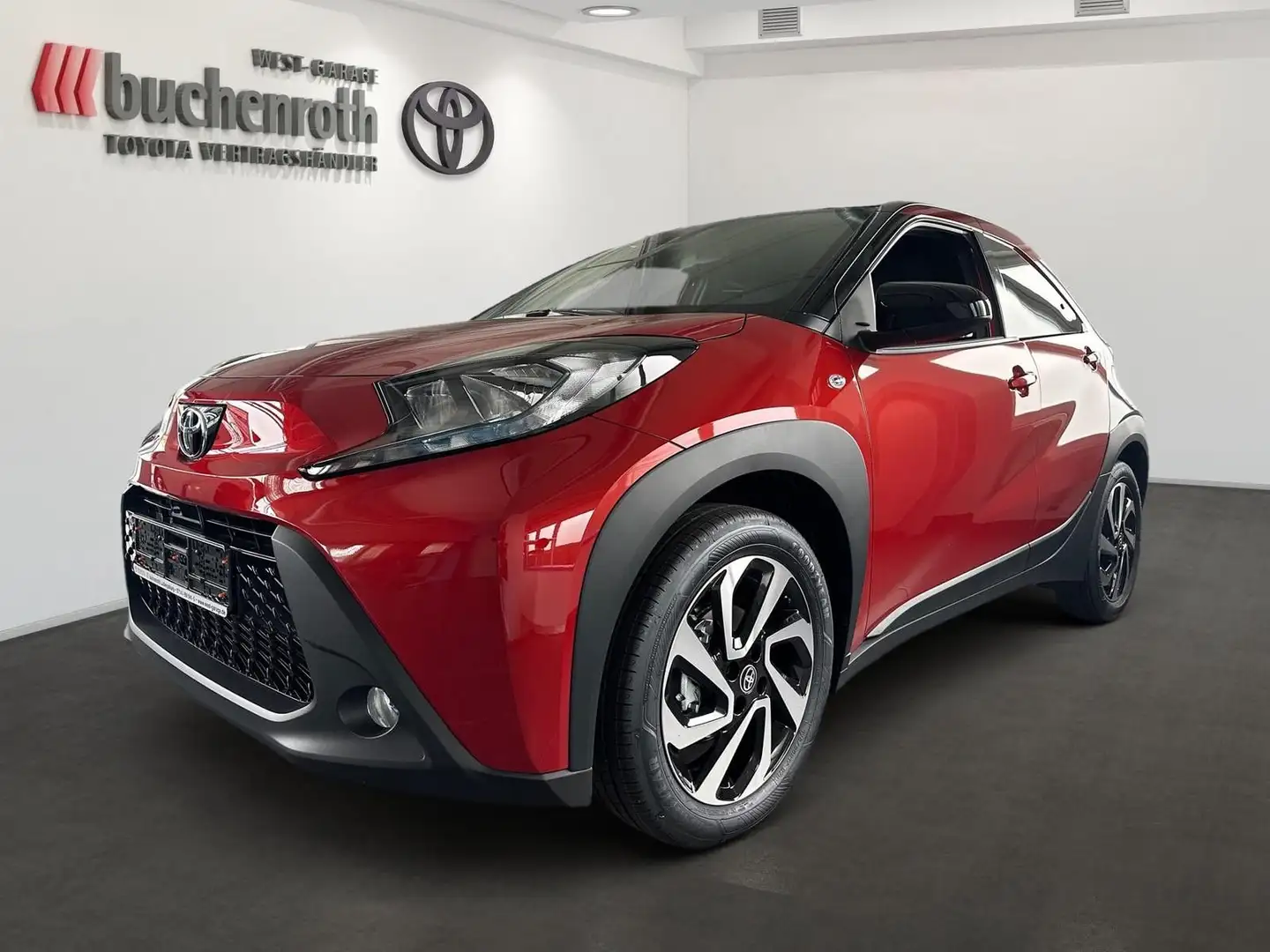 Toyota Aygo X Teamplayer Automatik Sonderzins ab 1,99% Rot - 1