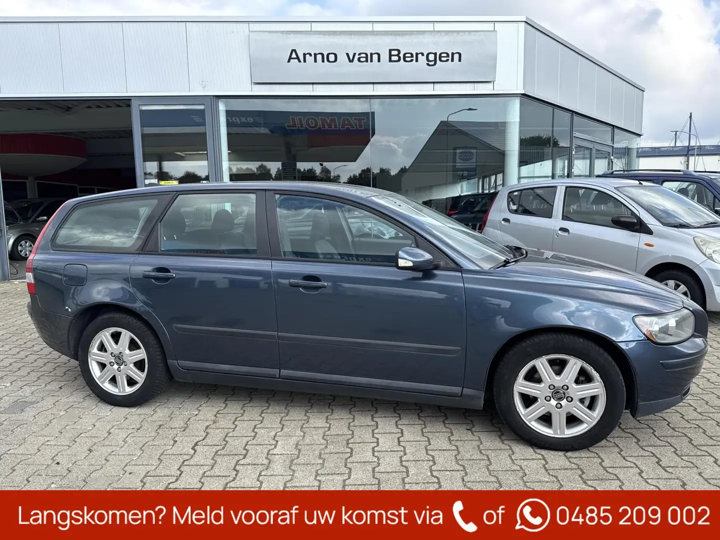 Volvo V50 1.8 Kinetic, airco ,cruisecontrol, auto rijdt prim Blau - 1