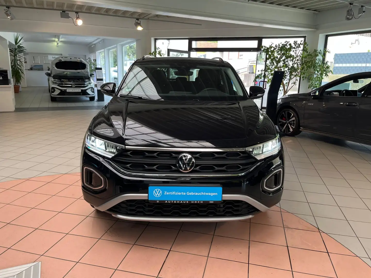 Volkswagen T-Roc 1.5 TSI Move +DSG+ACC AHK+LED+DAB+Navi+ Schwarz - 2