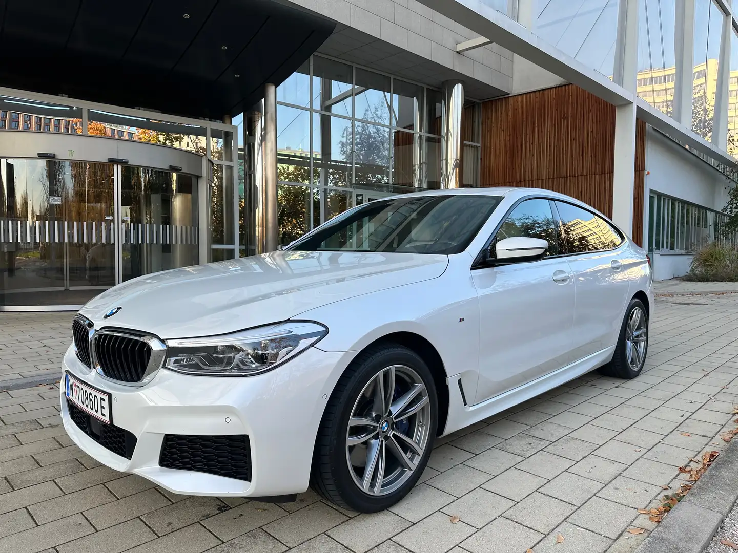 BMW 630 630d Gran Turismo Aut. Weiß - 2