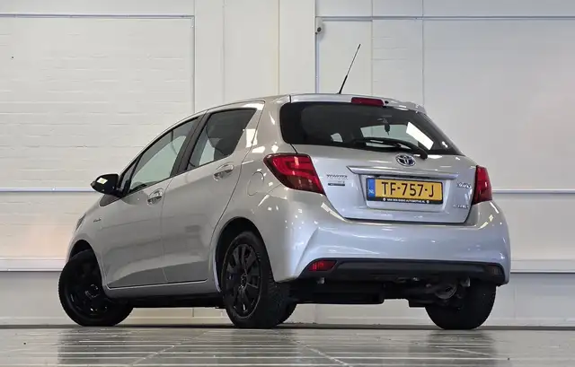 Toyota Yaris view 6